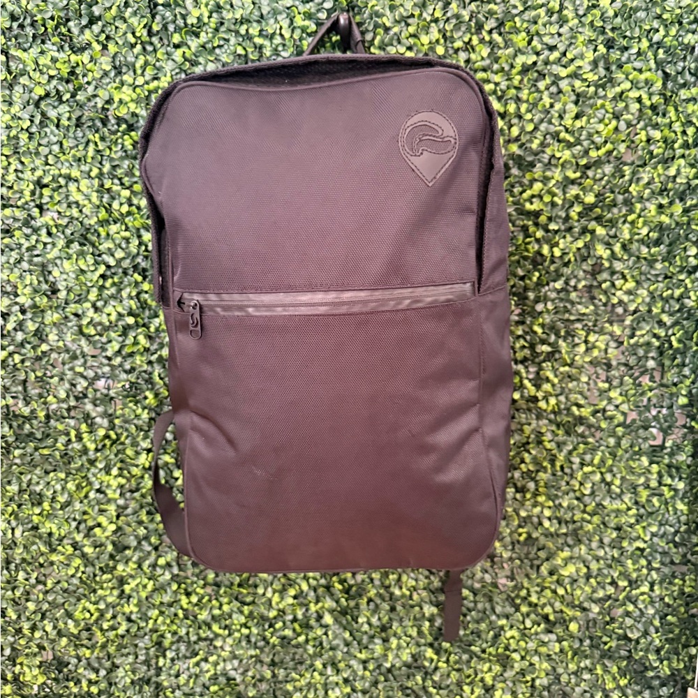 Skunk Sack Anti-Theft Backpack Black Odor-Proof Locking Travel Bag NEW